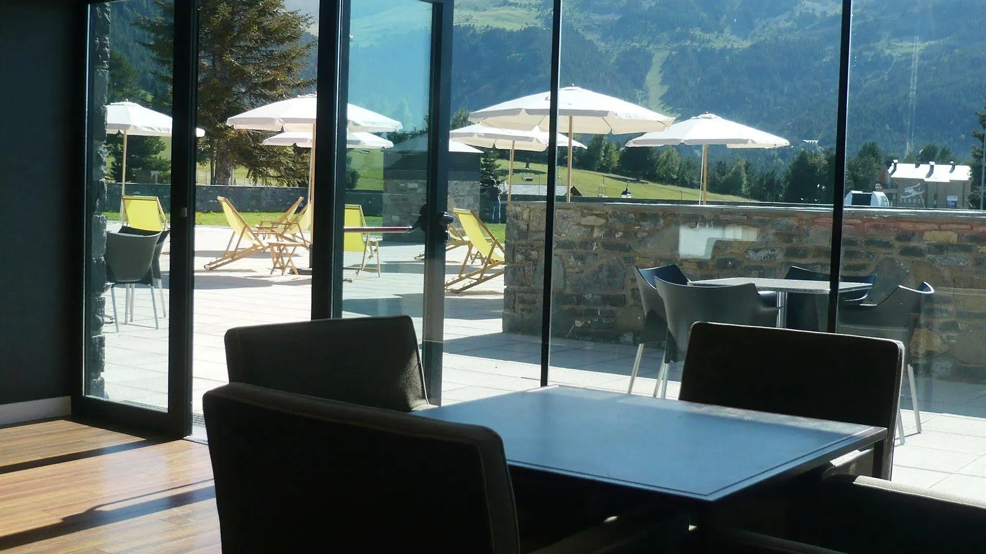 Hg La Molina Hotel